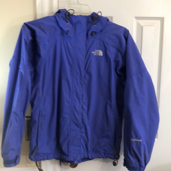The North Face Jackets & Blazers - The North Face blue HyVent jacket size M